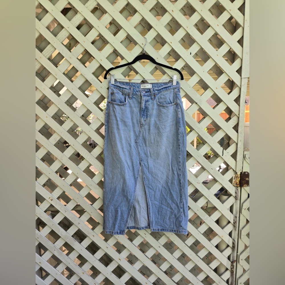 Denim Midi Skirt in Light Blue